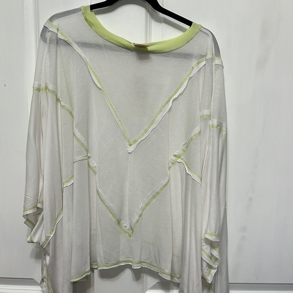 Mystree Cream Green Asymmetrical Ruffled Tunic - Picture 1 of 6